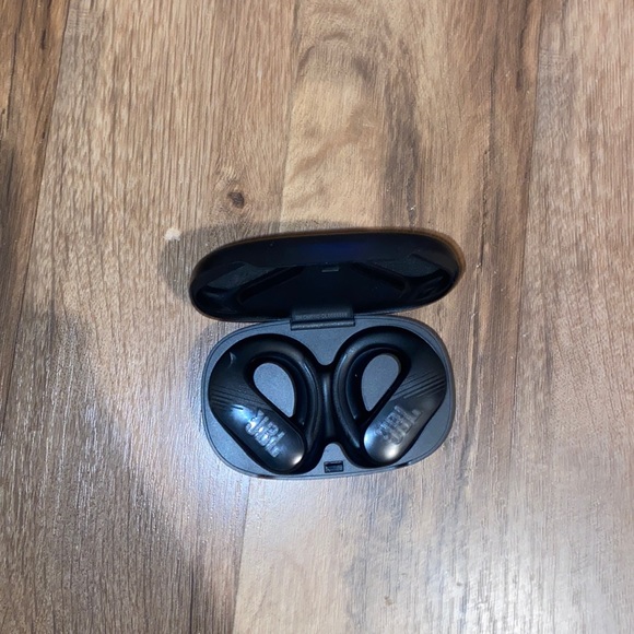 Ink wireless headphones